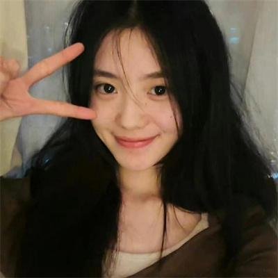 鸟姐妹的反差生活第三季 海报